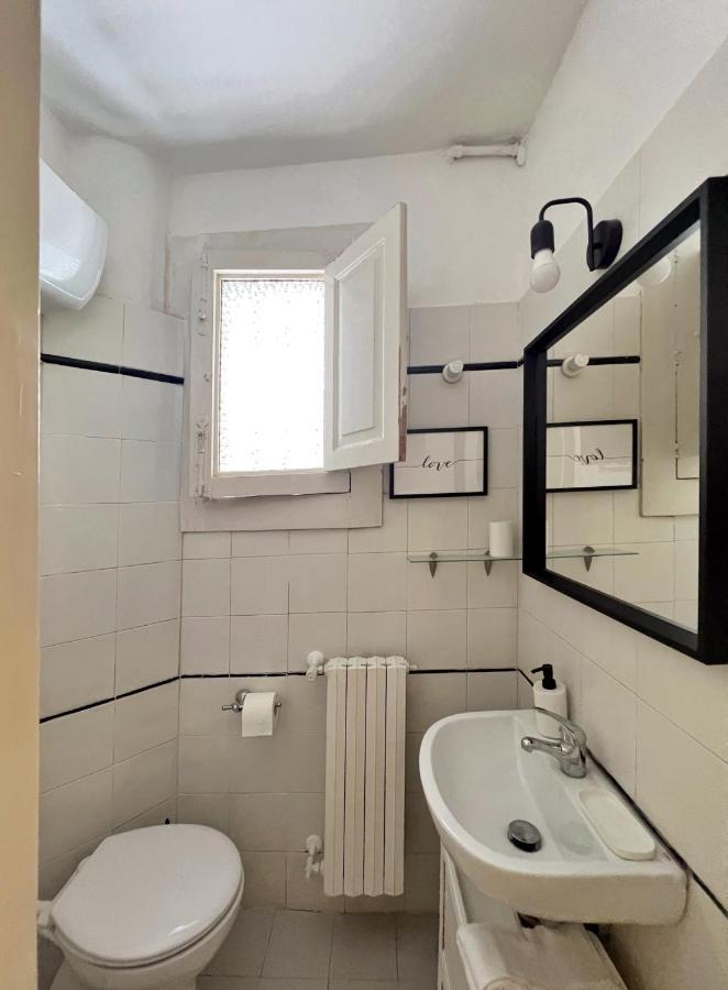 Отель Saranton House Катания Экстерьер фото